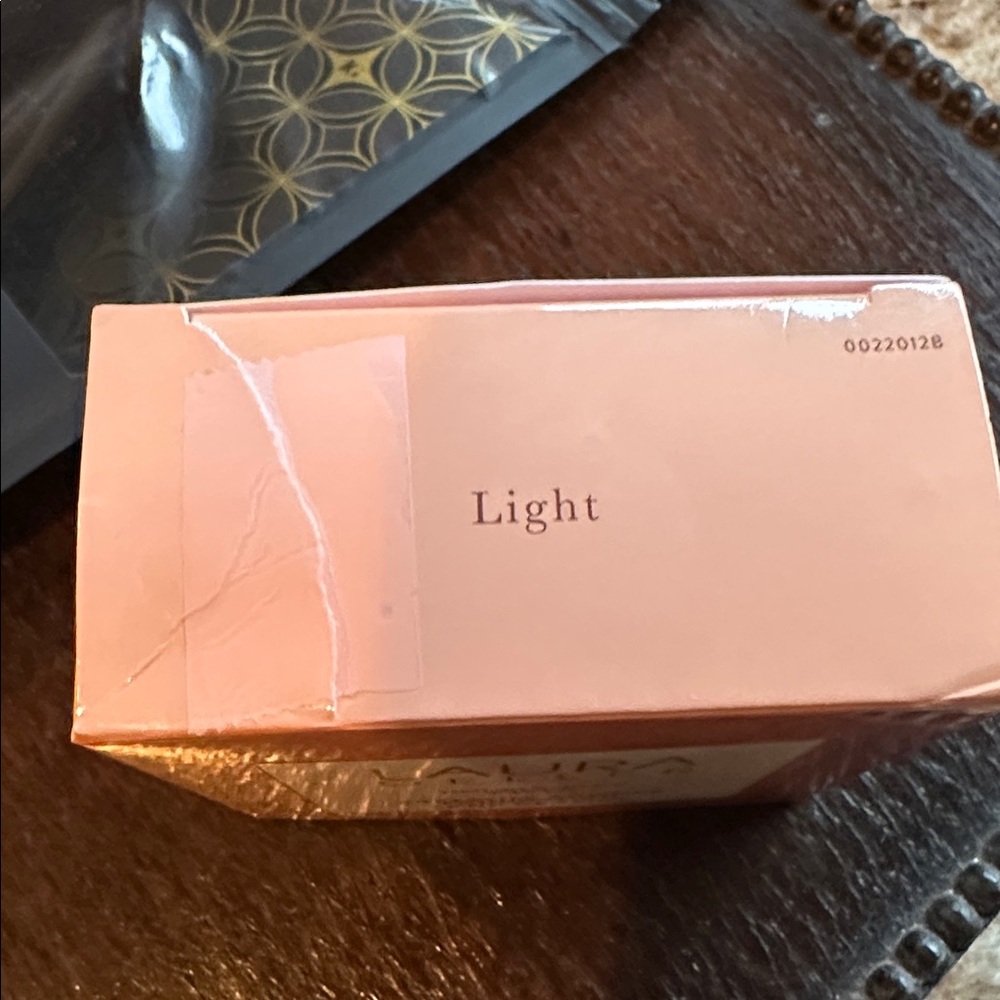 Laura Geller NEW Retractable Angled Kabuki Brush/Color Correcting Foundations(2) - Picture 8 of 9